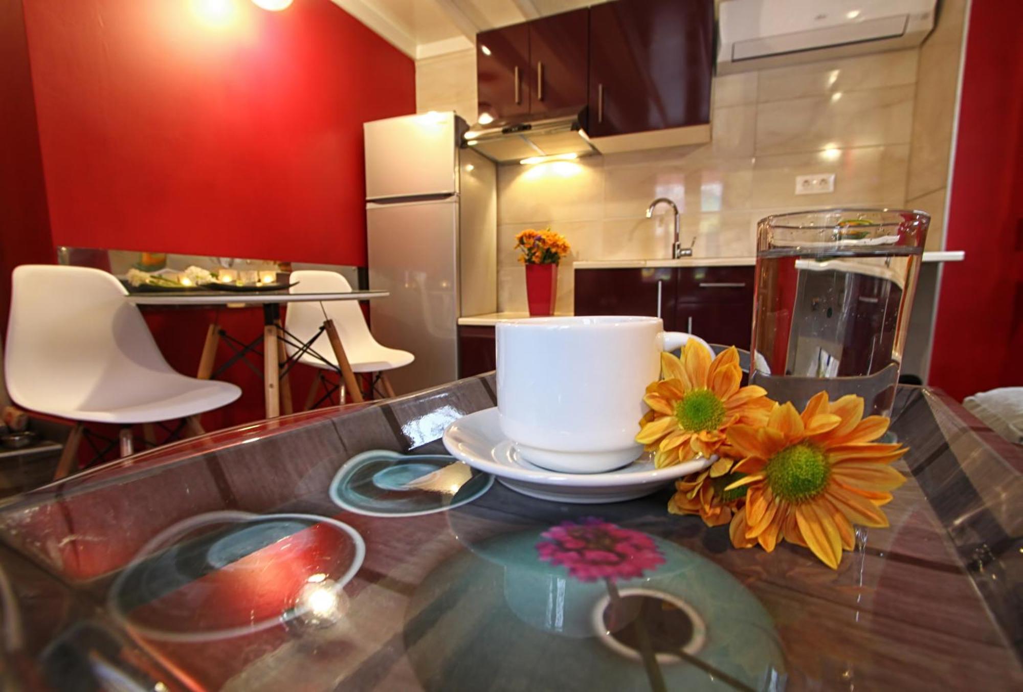 Ionia Rooms Chios Town Bagian luar foto