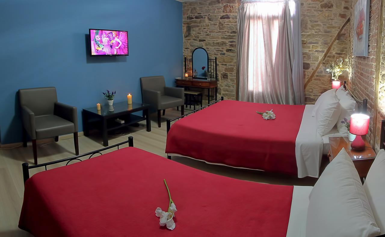 Ionia Rooms Chios Town Bagian luar foto