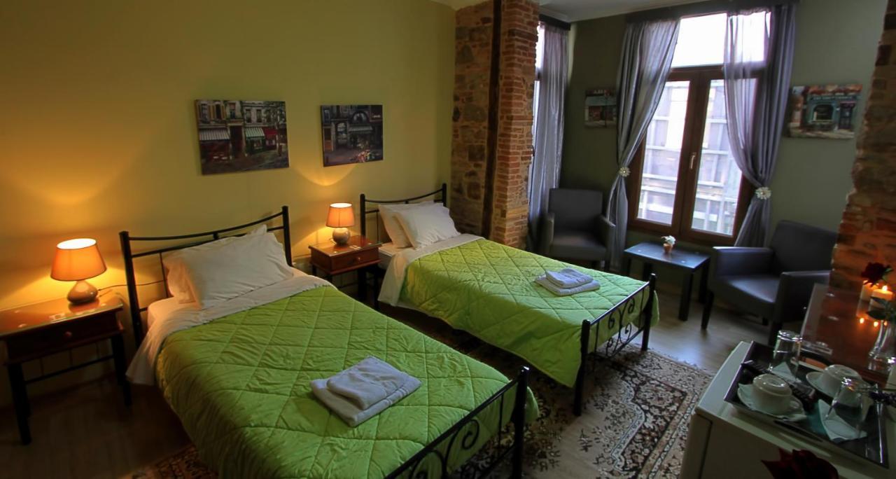 Ionia Rooms Chios Town Bagian luar foto