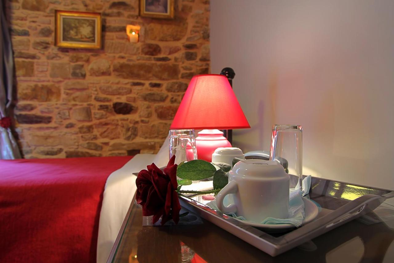 Ionia Rooms Chios Town Bagian luar foto